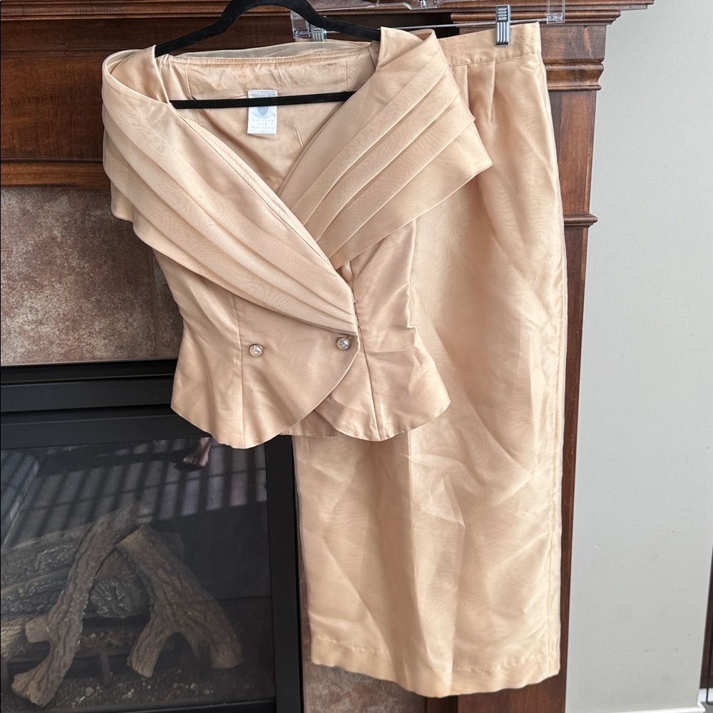 Vintage chic gold two piece Watters & Watters formal peplum top skirt set XS